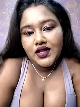 Snapshot of horny_diana chatting on 05-15-26, 05:09 horny diana online show from 05-15-26, 05:09