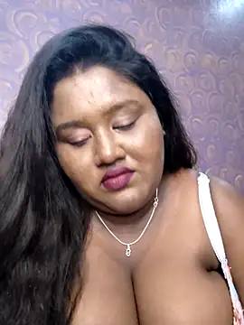 Snapshot of horny_diana chatting on 05-21-26, 05:31 horny diana online show from 05-21-26, 05:31