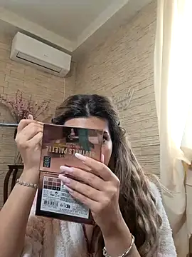 Snapshot of Bella_Posh chatting on 02-23-26, 07:50 Bella Posh online show from 02-23-26, 07:50