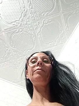 Ramona870 online show from 10-29-25, 05:04