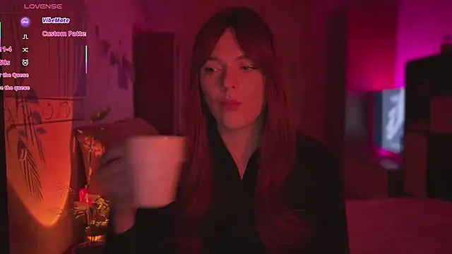 CherryRed Girl online show from 03-15-26, 09:10