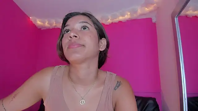 violett 24  online show from 02-25-25, 06:31