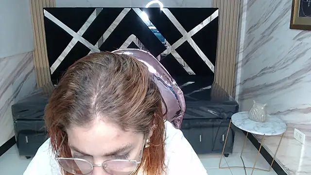 Snapshot of Angeles_v chatting on 03-06-25, 07:54 Angeles v online show from 03-06-25, 07:54