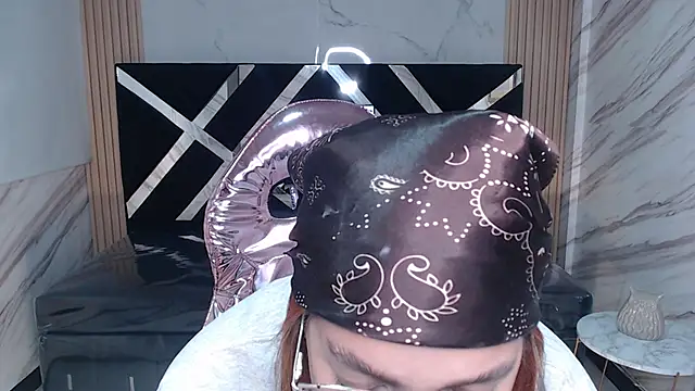 Snapshot of Angeles_v chatting on 03-07-25, 07:38 Angeles v online show from 03-07-25, 07:38