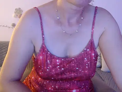 Snapshot of YourfantasyGiuly chatting on 06-19-26, 01:15 YourfantasyGiuly online show from 06-19-26, 01:15