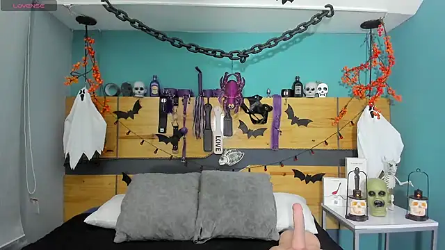 ChloeAllennn online show from 10-23-25, 11:42