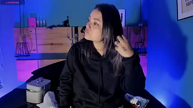 ChloeAllennn online show from 03-03-26, 12:00