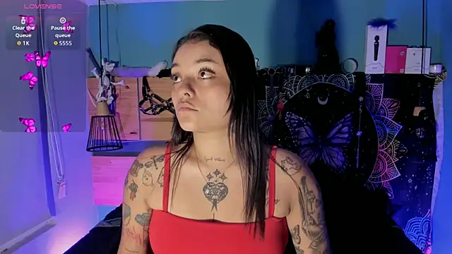ChloeAllennn online show from 05-24-26, 04:23