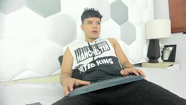 Axel Forte online show from 04-09-26, 01:27