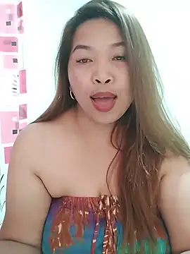 Snapshot of Sweet_fatty18 chatting on 06-15-26, 03:14 Sweet fatty18 online show from 06-15-26, 03:14
