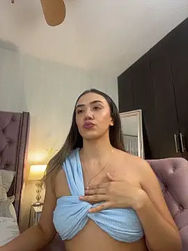 natashaleightt online show from 10-16-25, 09:05