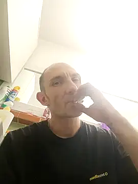 Snapshot of Machura chatting on 01-14-26, 12:49 Machura online show from 01-14-26, 12:49