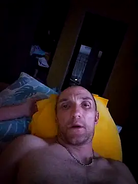 Snapshot of Machura chatting on 03-25-26, 10:38 Machura online show from 03-25-26, 10:38