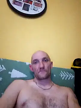 Snapshot of Machura chatting on 04-10-26, 05:39 Machura online show from 04-10-26, 05:39