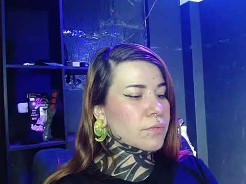 Pandora 9666 online show from 11-23-25, 03:28