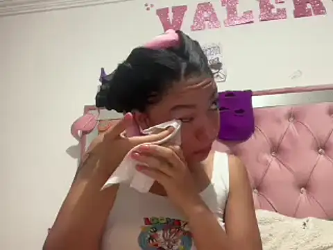 hellokitty  valery online show from 02-26-25, 06:26