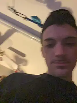 Polaroid White online show from 11-23-25, 01:11