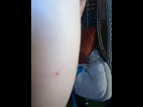 Polaroid White online show from 12-17-25, 07:09