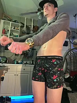 Polaroid White online show from 01-05-26, 05:27