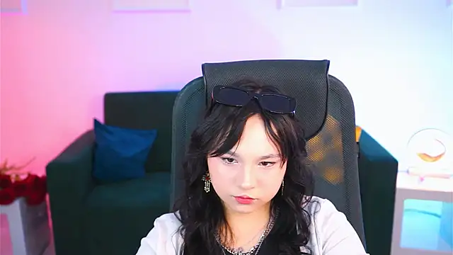 HanaWise online show from 02-26-25, 08:04