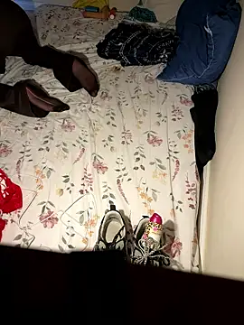 femboybandi online show from 01-12-26, 01:11