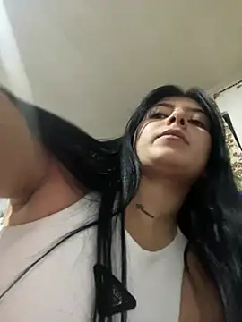 Snapshot of Alexandra090 chatting on 02-23-25, 11:04 Alexandra090 online show from 02-23-25, 11:04