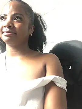 ValerieBlakee online show from 12-05-25, 12:19