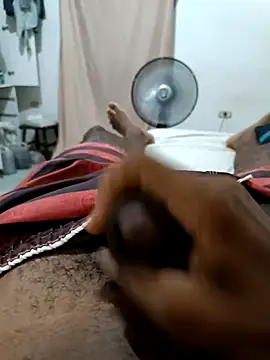 Snapshot of douglassilvadls chatting on 02-26-25, 01:00 douglassilvadls online show from 02-26-25, 01:00