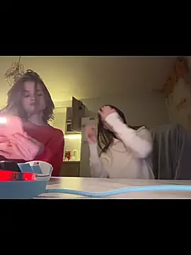 kisssssssss online show from 03-01-26, 12:45