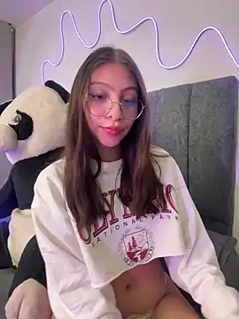 Snapshot of Dirty-Bunnyyy chatting on 05-15-26, 03:02 Dirty-Bunnyyy online show from 05-15-26, 03:02