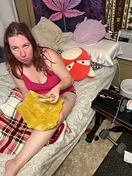 Snapshot of Seductivefoxy@xh chatting on 03-06-25, 04:17 Seductivefoxyxh online show from 03-06-25, 04:17