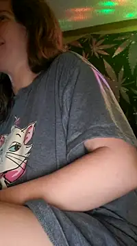 Snapshot of Seductivefoxy@xh chatting on 03-21-25, 04:28 Seductivefoxyxh online show from 03-21-25, 04:28