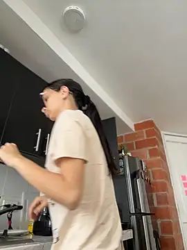 Soy Sara7 online show from 03-24-26, 01:05