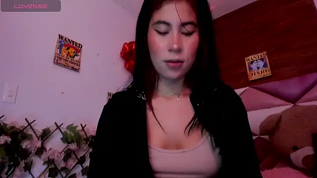 Snapshot of Minami_Nakamura chatting on 06-09-26, 04:24 Minami Nakamura online show from 06-09-26, 04:24