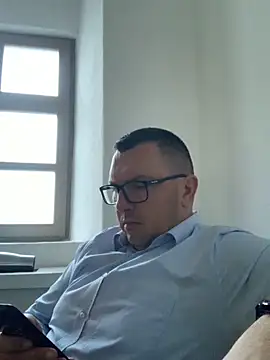 Mike8523 online show from 11-07-25, 05:51