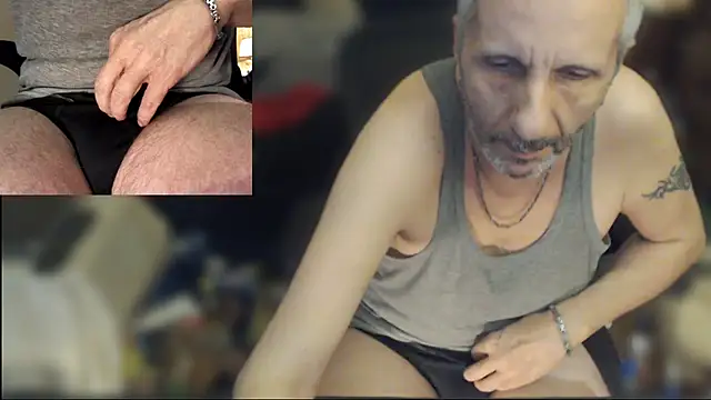 maxdaddy690 online show from 05-07-26, 08:03