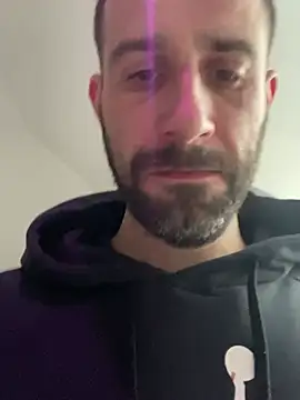 gryzoon online show from 04-14-26, 04:51