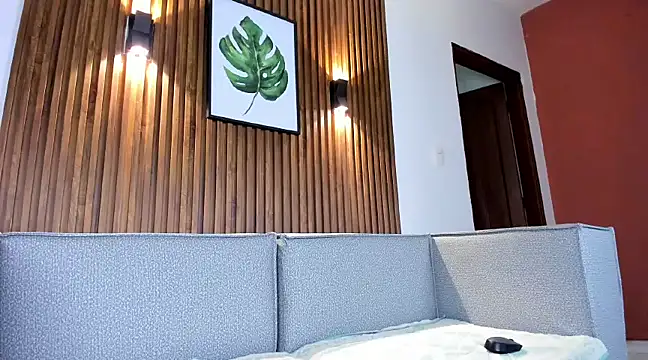 emily kim online show from 03-05-25, 03:40