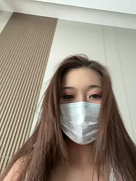 Snapshot of Xiaoxia-Baby chatting on 04-06-26, 04:21 Xiaoxia-Baby online show from 04-06-26, 04:21