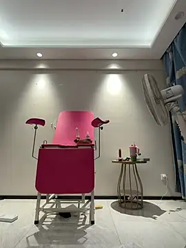 Snapshot of Xiaoxia-Baby chatting on 06-01-26, 12:34 Xiaoxia-Baby online show from 06-01-26, 12:34