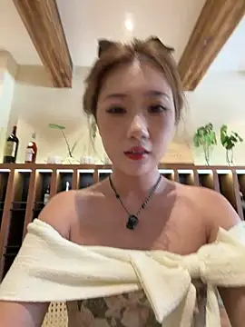 Snapshot of Xiaoxia-Baby chatting on 06-12-26, 04:55 Xiaoxia-Baby online show from 06-12-26, 04:55
