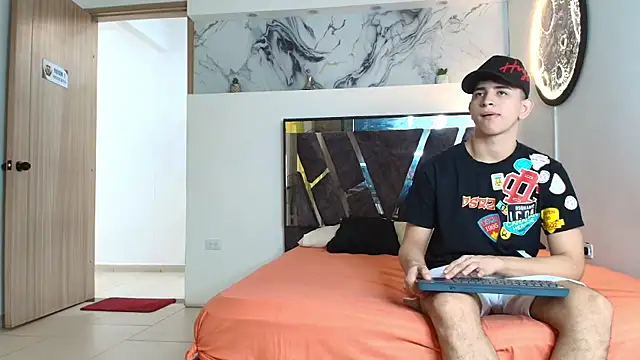 KING OFF BOYS online show from 11-15-25, 01:18