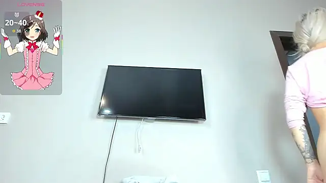 Zirael swan online show from 11-17-25, 02:06