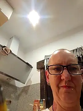 Snapshot of Emma_Milf25 chatting on 11-15-25, 07:21 Emma Milf25 online show from 11-15-25, 07:21