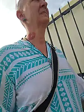 Snapshot of Emma_Milf25 chatting on 11-26-25, 12:50 Emma Milf25 online show from 11-26-25, 12:50