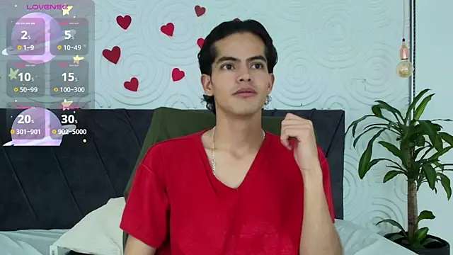 Snapshot of Maximoherrera_16 chatting on 05-22-26, 12:22 Maximoherrera 16 online show from 05-22-26, 12:22