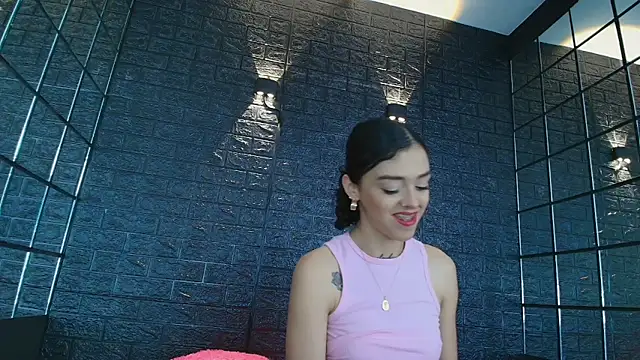 Vaiolett Smith online show from 02-28-25, 05:26