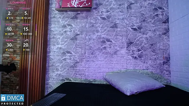 MaeveKuro online show from 09-15-25, 03:28