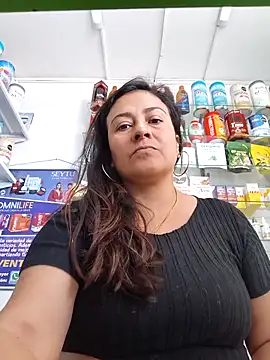 roxanasexy2025 online show from 04-18-26, 04:00