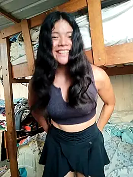 Snapshot of Alessia2004 chatting on 02-24-25, 10:58 Alessia2004 online show from 02-24-25, 10:58